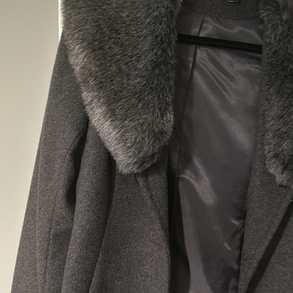 RALPH LAUREN Faux-Fur-Shawl Collar Coat Cashmere Blend silk lined Grey 8 - Picture 4 of 7